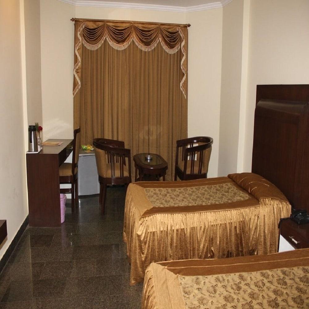 Hotel Vaibhav Varanasi Eksteriør bilde