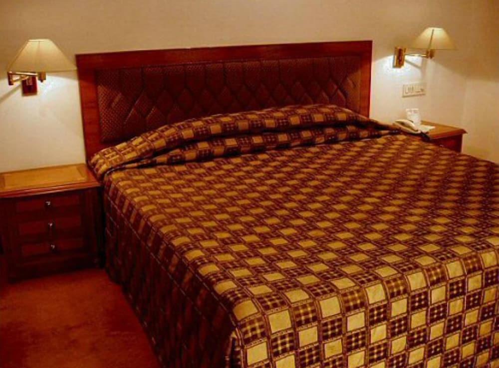 Hotel Vaibhav Varanasi Eksteriør bilde
