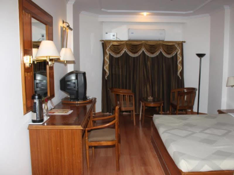 Hotel Vaibhav Varanasi Eksteriør bilde